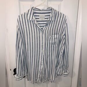 American Eagle oversized button up